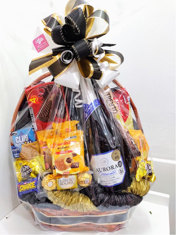 Cesta Espumante Aurora e Ferrero Cesta Espumante Aurora e Ferrero