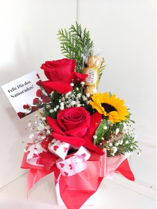  Box rosas, Girassol e Trio Ferrero Rocher